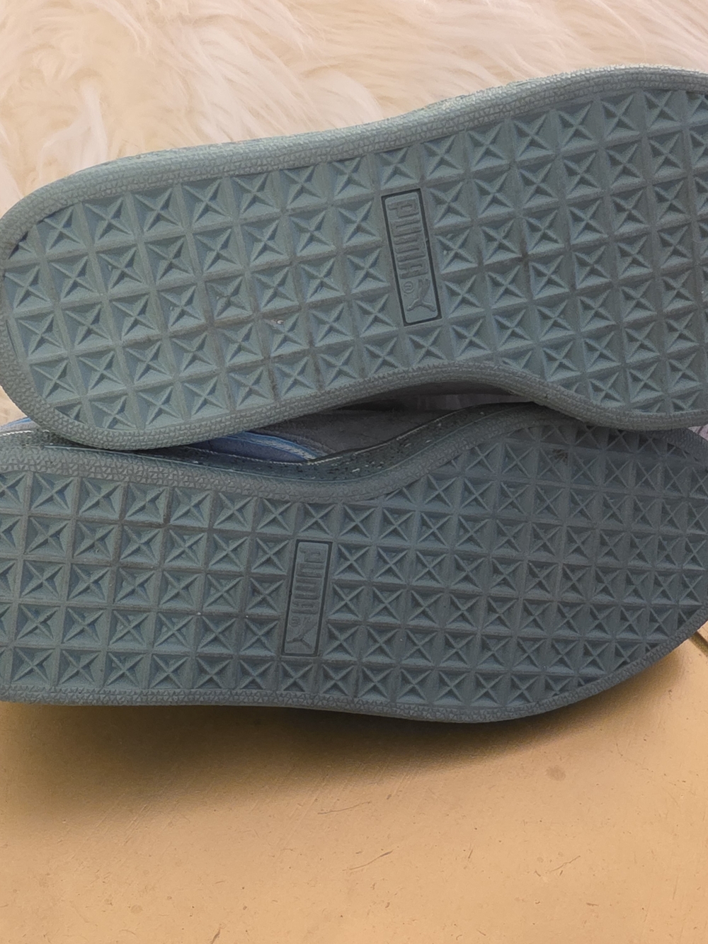 PUMA Suede Low-Top Sneakers in Dusty Blue - Picture 9 of 9